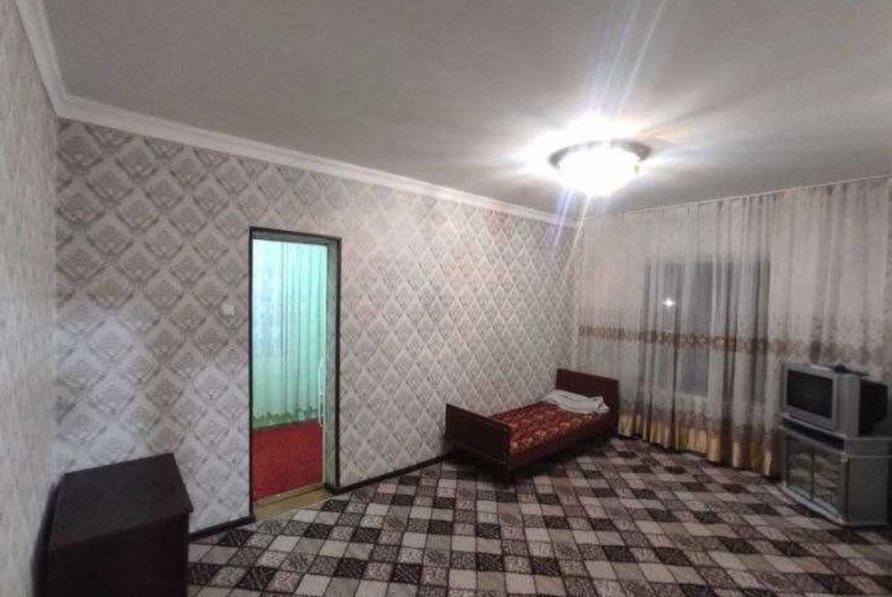 Аренда. Сергелинский р-н Куйлюк массив 6 1/1/5 чистая квартира