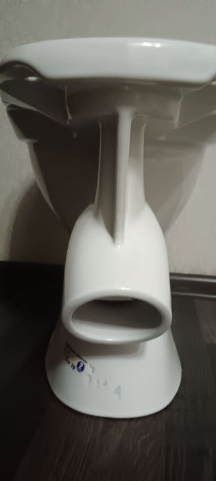 УНИТАЗ, без бачка.Майкудук