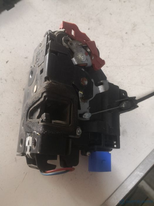 Broasca Usa Stanga Fata Skoda Fabia Ii (542) [ 2006 - 2014 ] Oem 3B183