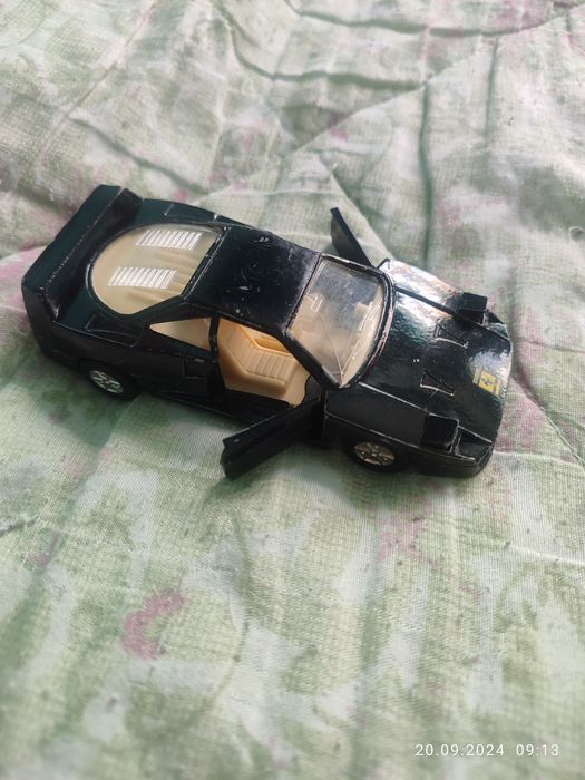 Моделька Авто Феррари