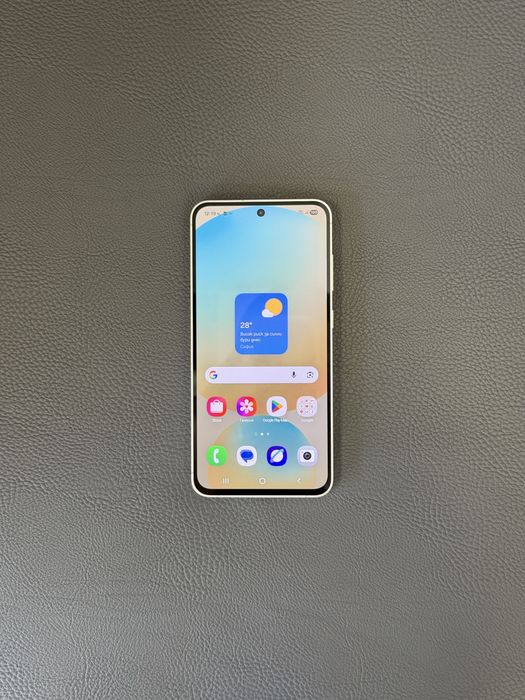 НОВ Samsung S24 FE