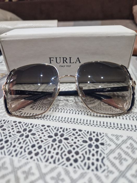 Слънчеви очила Furla и Jimmy-Choo