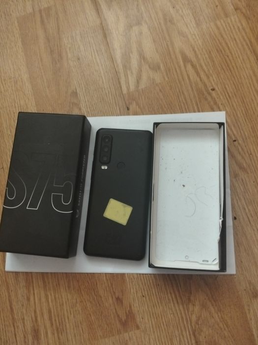 Vand telefon cat S75