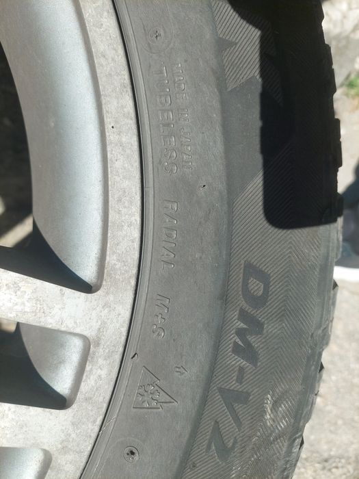 Продавам 18" джанти за Mercedes + зимни гуми Bridgestone Blizzak + болтове