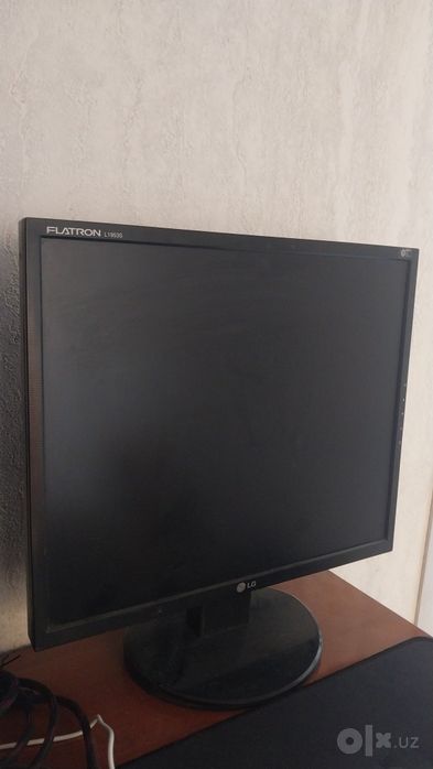 Продам монитор лж 19д квадратный
