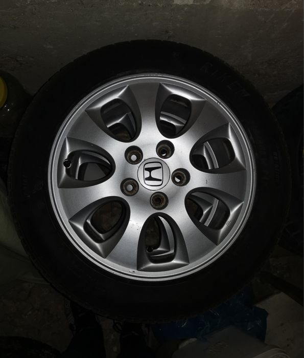 Honda Civic 8 генерация 2.2 дизел