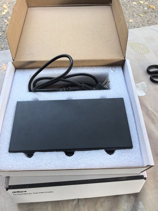 Poe switch dahua dh-pfs3010-8et-65