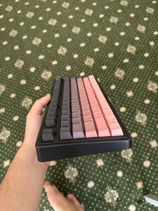 Aula F75 в идеальном состояние