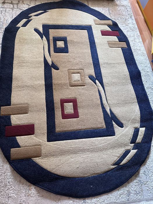 Овальный ковер