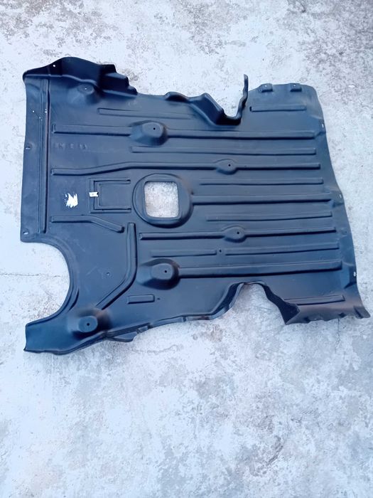 Кора под двигател  BMW 1 E81/87