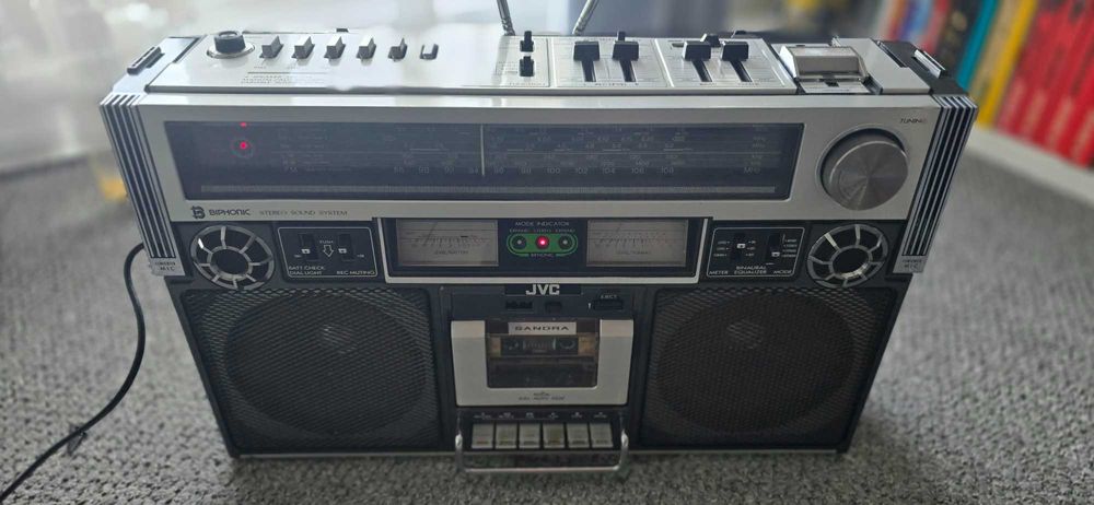 Radiocasetofon JVC 838L Boombox