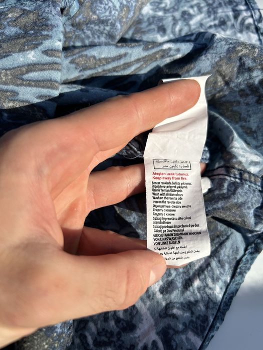 Camasa cu maneca scurta de festival model abstract unic marime L slim