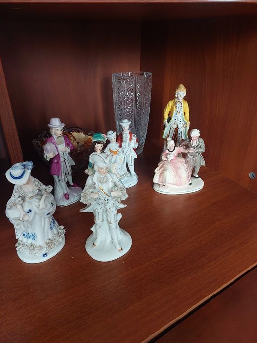 Продам статуэтки