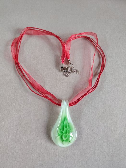 Cercei,mărgele, lanțuri