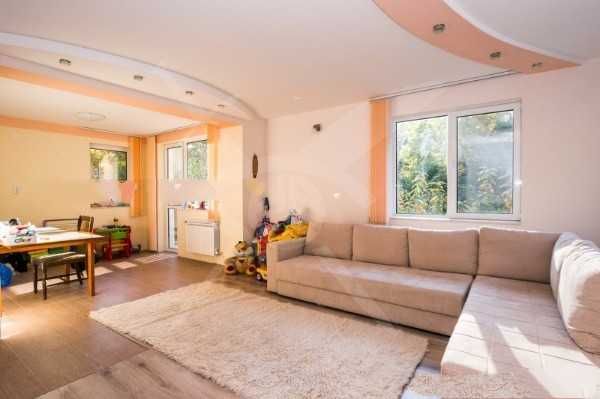 Дава се под наем Къща в с. Гълъбово, Област Пловдив - 186 кв.м за 1150 € - Снимка #3