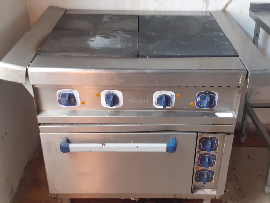 Продам печь, жарочный шкаф