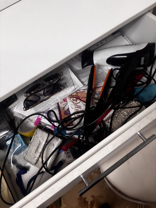 Продам бьюти столик и стул