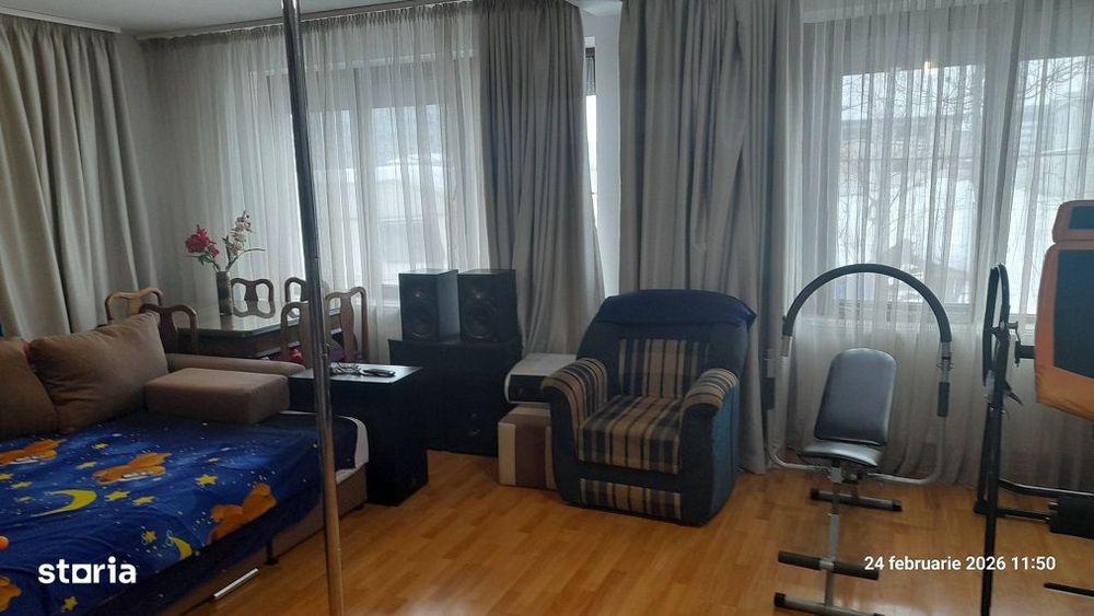 Vila 4 camere,3 bai, 2 balcoane, 1000 mp teren in Chiajna