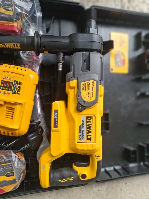 Диамантено-пробивна бормашина DeWALT