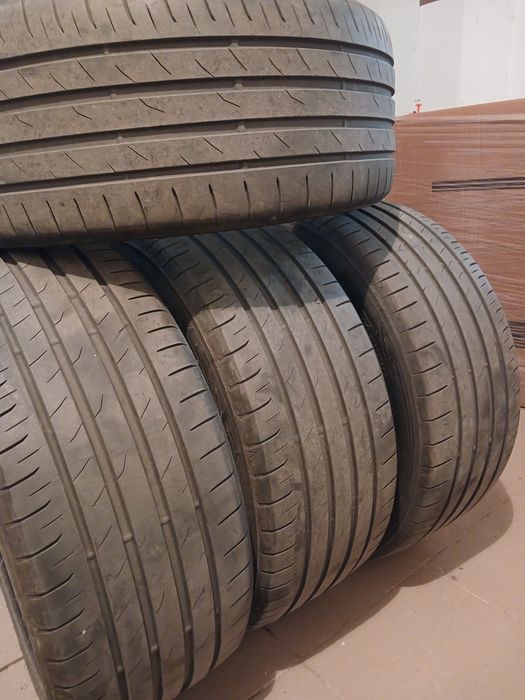 Продам шины 235×45×18