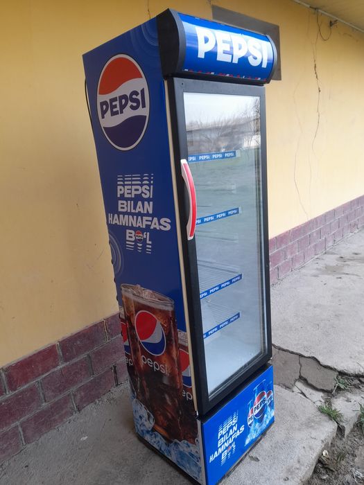 Ветрина  холодильник