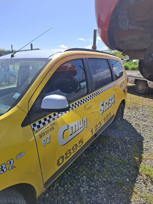 Dacia Lodgy 1.6 бензин 86 к.с. 2013г.