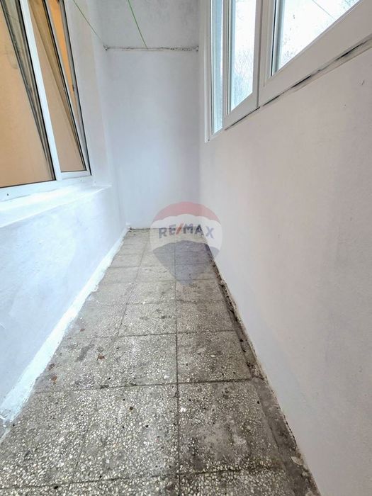 Продава се Двустаен апартамент в Варна, Младост 1 - 62 кв.м за 1003 €/кв.м - Снимка #4