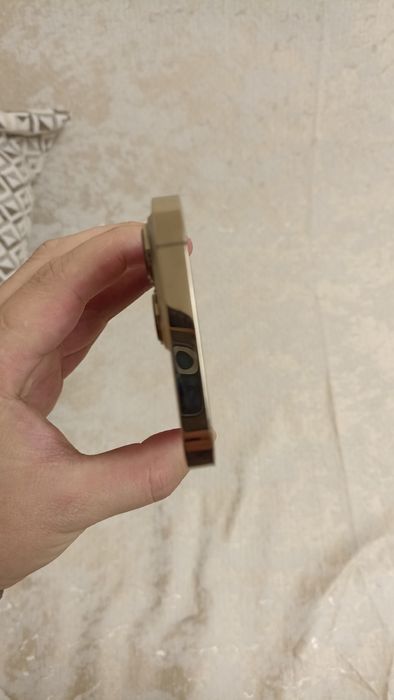 iPhone 13 pro золото