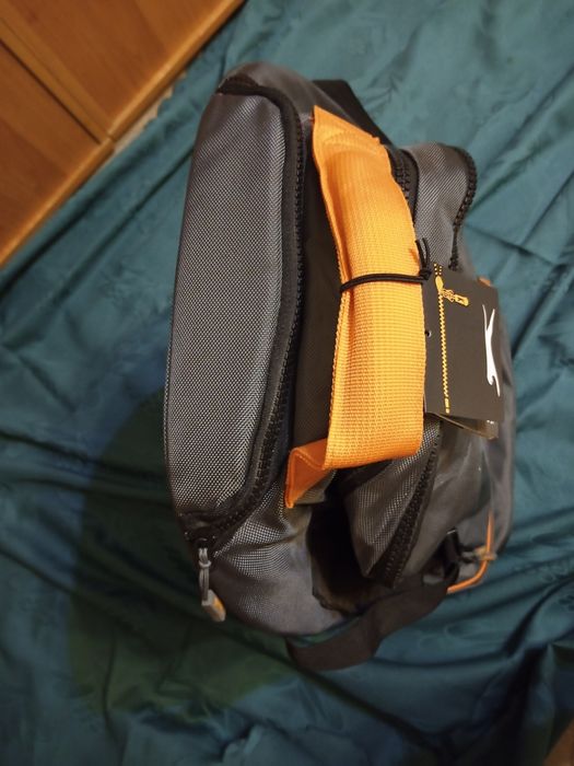 Сумка на колёсах чемоданчик!