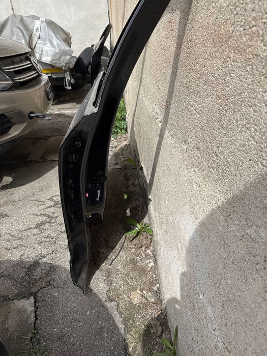 Врати за Lexus UX