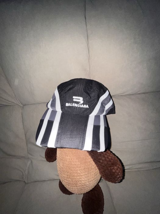 Кепка Balenciaga с лампасами (Trackline)