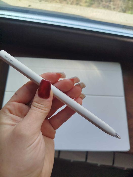 Планшет Huawei с клавиатурой