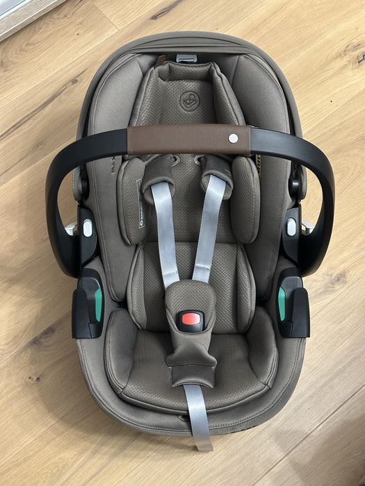 Maxi-Cosi Pebble 360 Pro 2 – Scoică auto pentru bebeluși