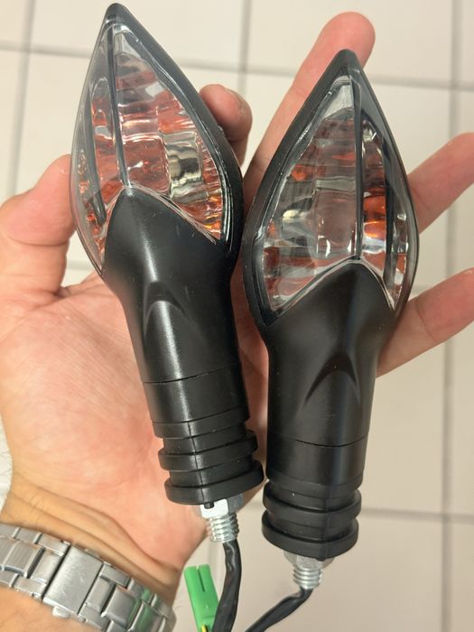 Semnalizari moto scuter  motocicleta lampi set semnalizare