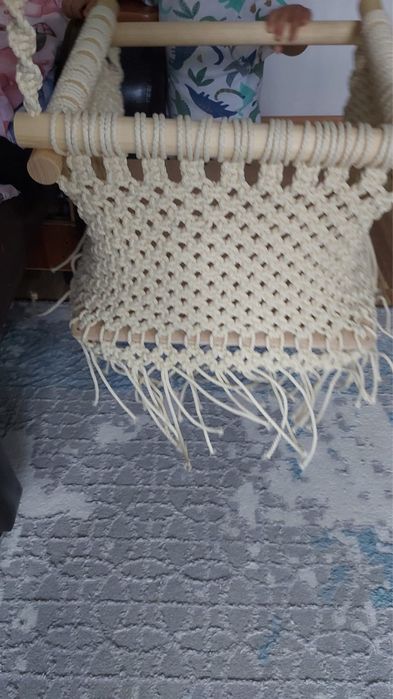 Десткая качеля по технике макраме