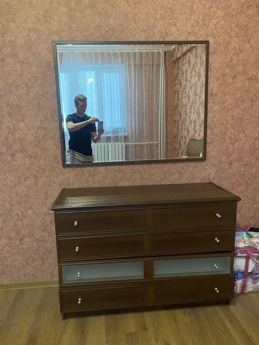 Тумба , шкаф , зеркало