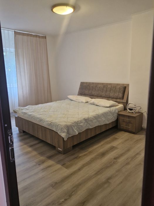 Inchiriez apartament regim hotelier Pitesti