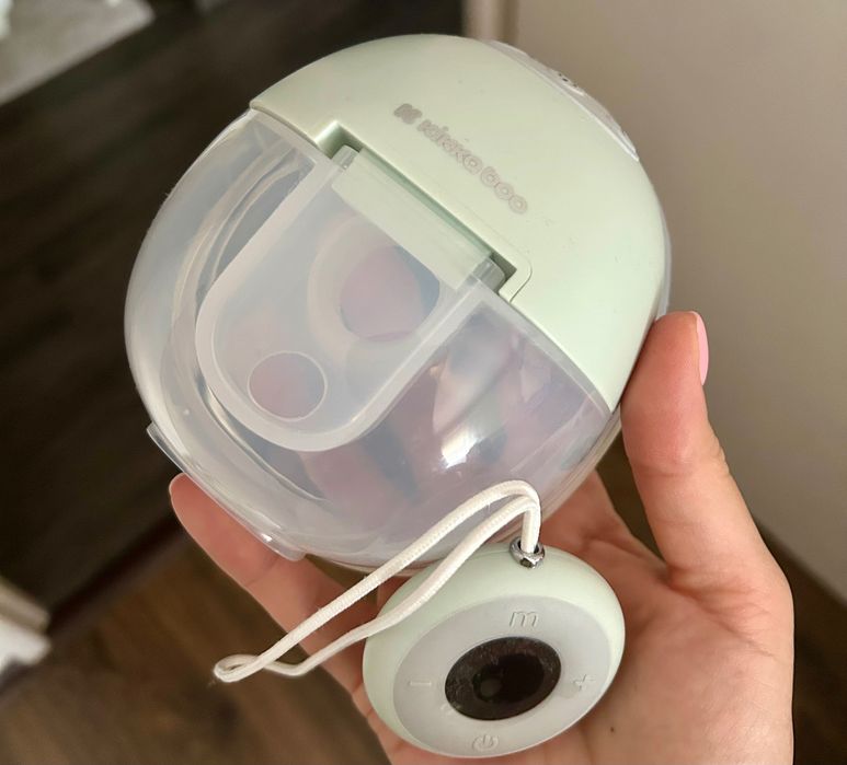 Преносима електрическа помпа за кърма с дистанционно Kikkaboo - Iris