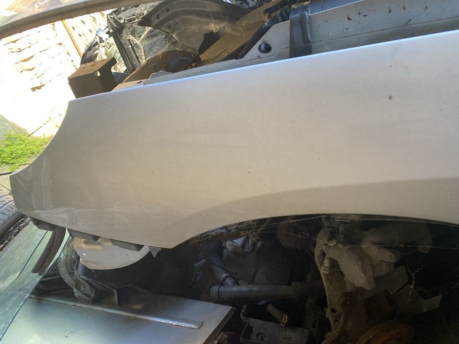 Ляв калник пежо 407