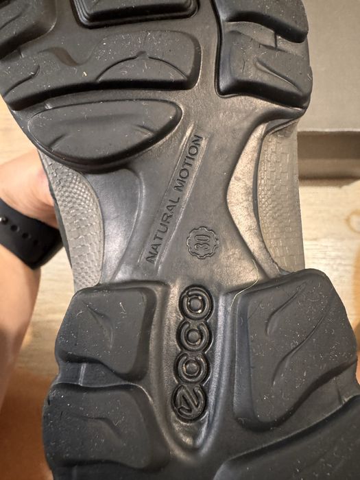 Продам детские сапоги