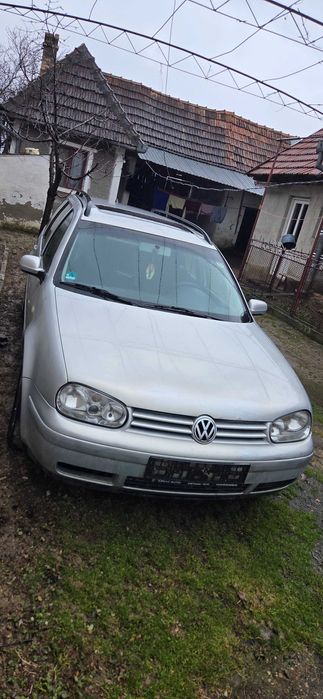 De vanzare VW Golf 4