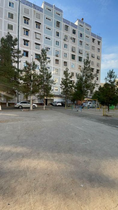 квартира яшаш ëки офис учун. 62 кв. м 2/1/9 Куйлик -7, метро Толарик