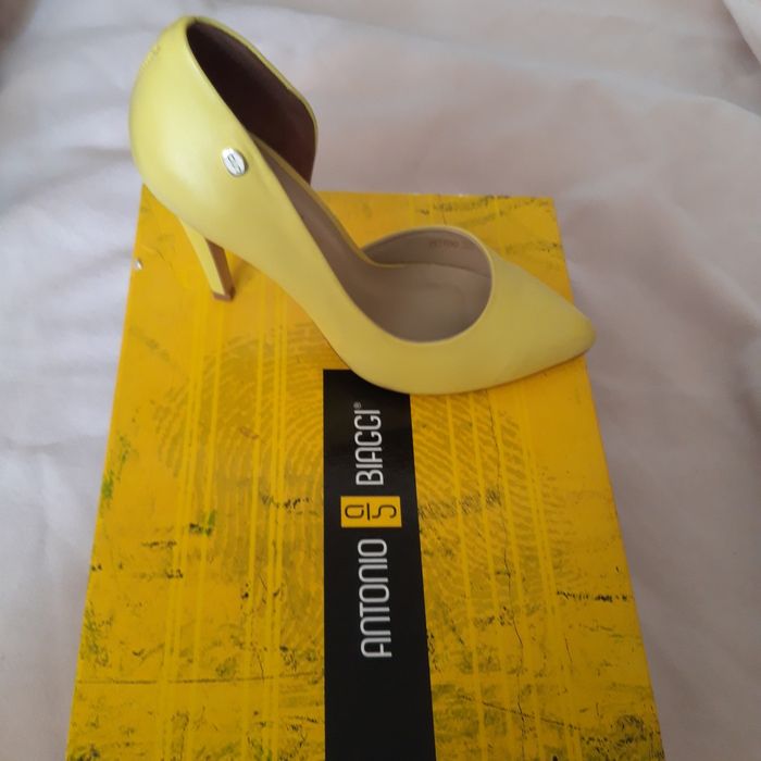 Продам туфли оригинал