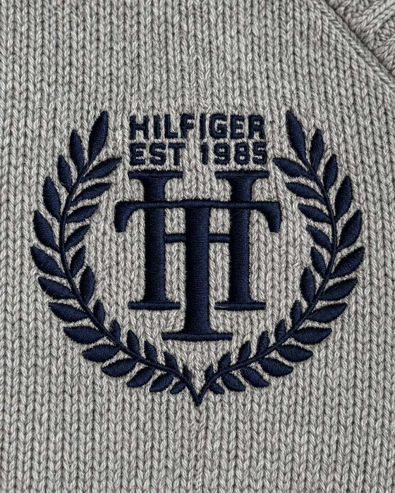 Tommy Hilfiger pulover bărbătesc gri cu fermoar 1/4 și emblemă brodată, 100% bumbac, mărimea M