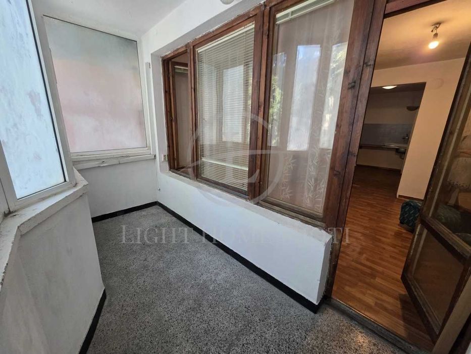 Продава се Тристаен апартамент в Пловдив, Център - 105 кв.м за 2286 €/кв.м - Снимка #16