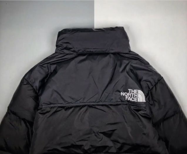 Продам пуховик The North Face