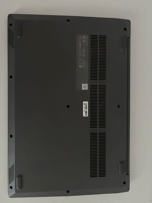 Laptop Lenovo IdeaPad S145 – SSD 239 GB