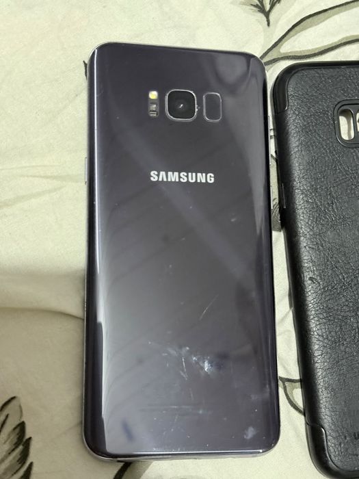 Продам сматрфон Samsung s8