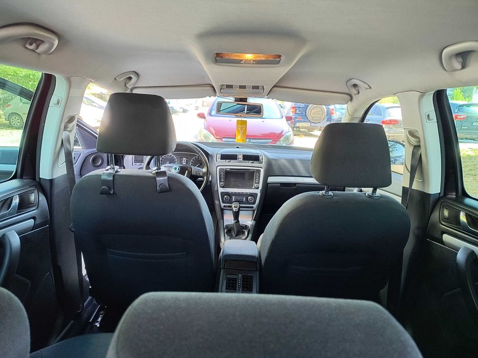 Продавам Skoda Octavia 2.0tdi