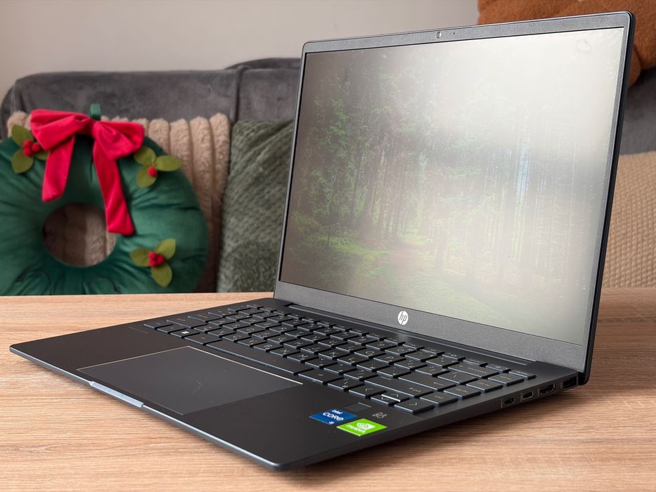 HP Pavilion Plus 14" | i5-1235U | 16GB RAM | 512GB NVMe SSD | MX550 2GB | Windows 11 Pro